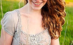 青春潮尚节AI手办请求出战